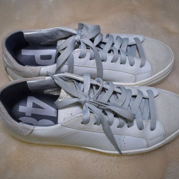 P448 You Can Surf Later White & Gray Leather Suede Low Tops Womens Size 39/ 8.5